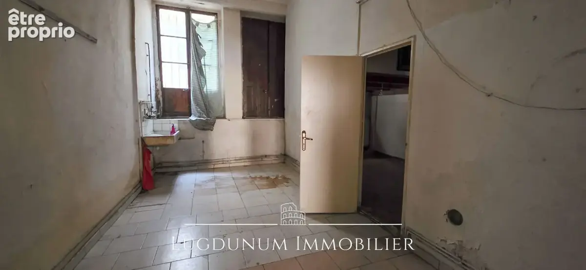 Local commercial  85 m2 - photo 5