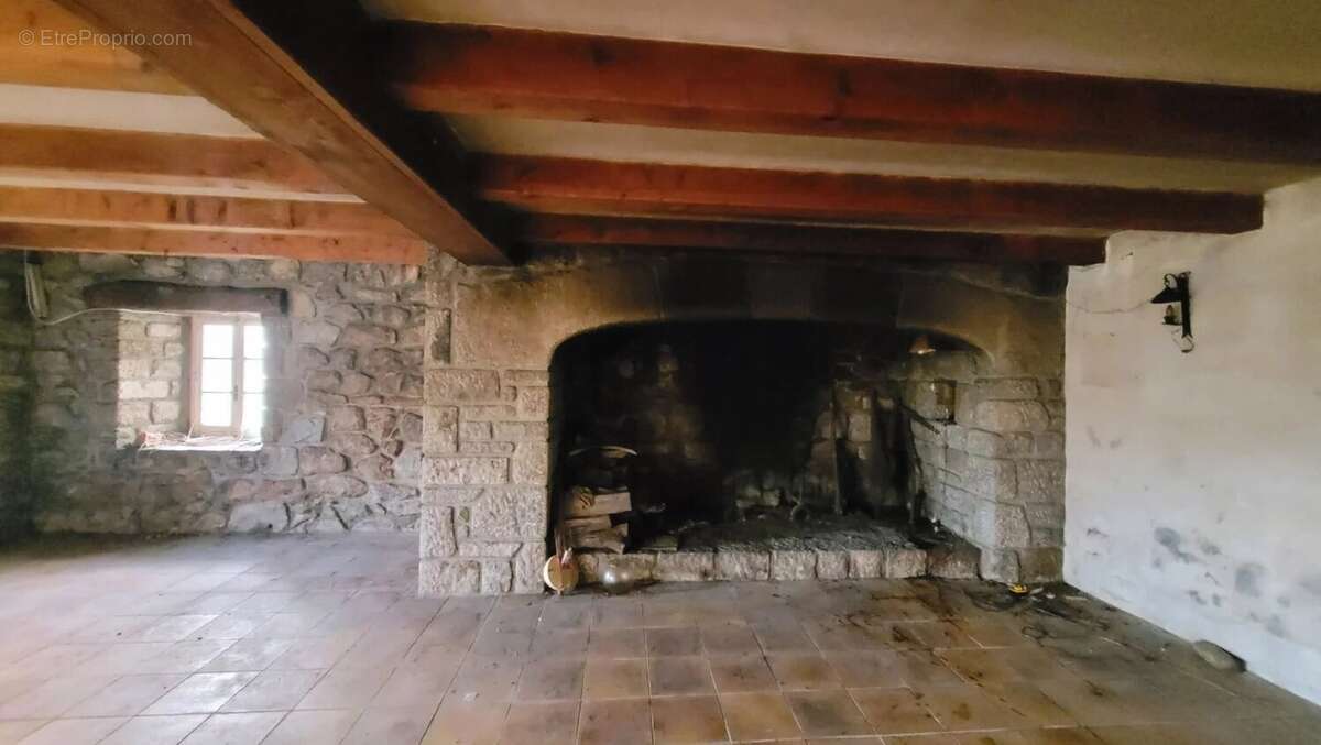 Maison à LE CHAMBON-SUR-LIGNON