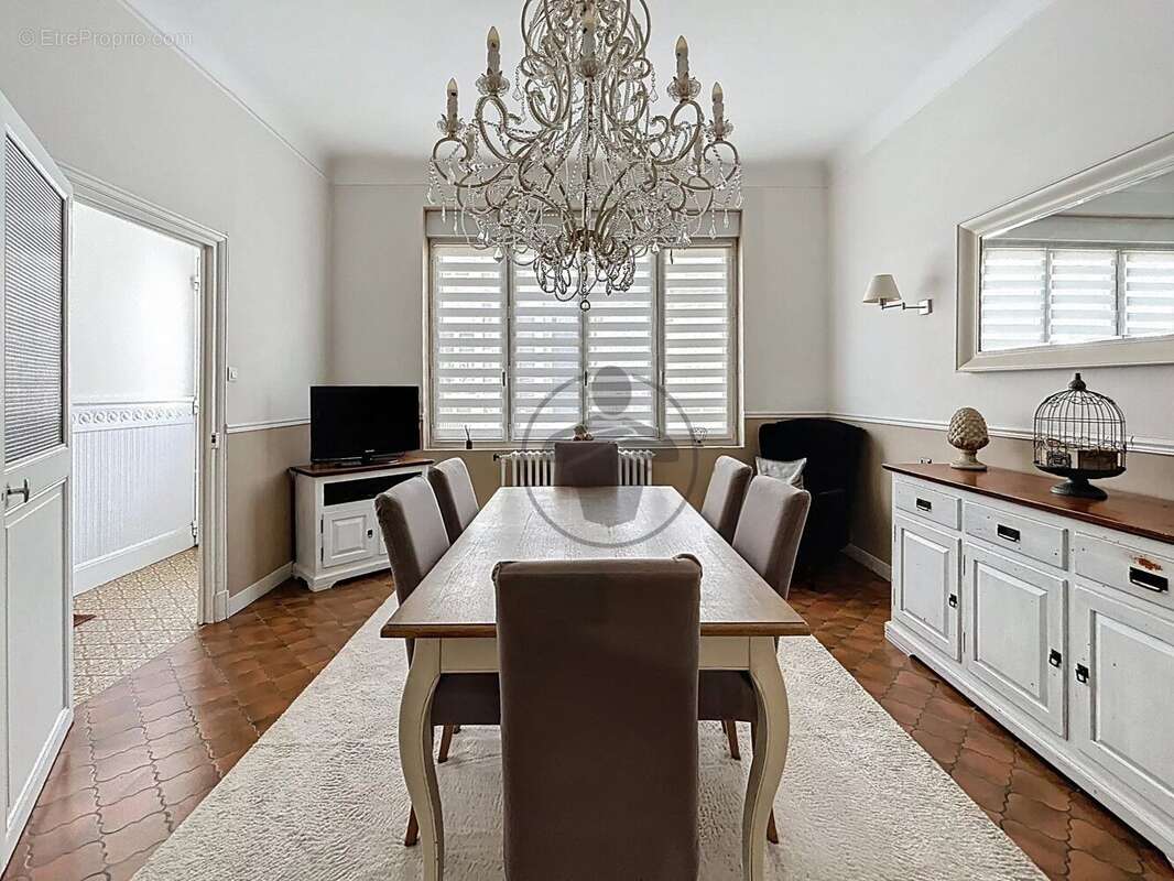 Maison à SAINT-QUENTIN