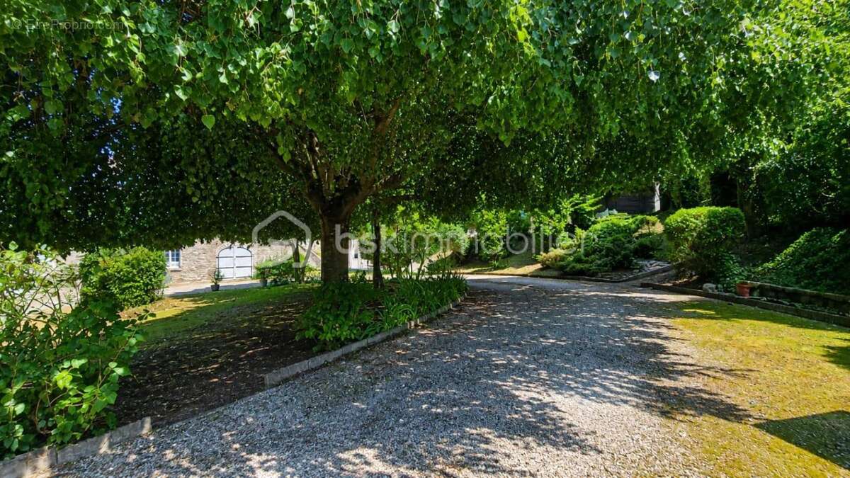 Propriété de caractère avec piscine - photo 16