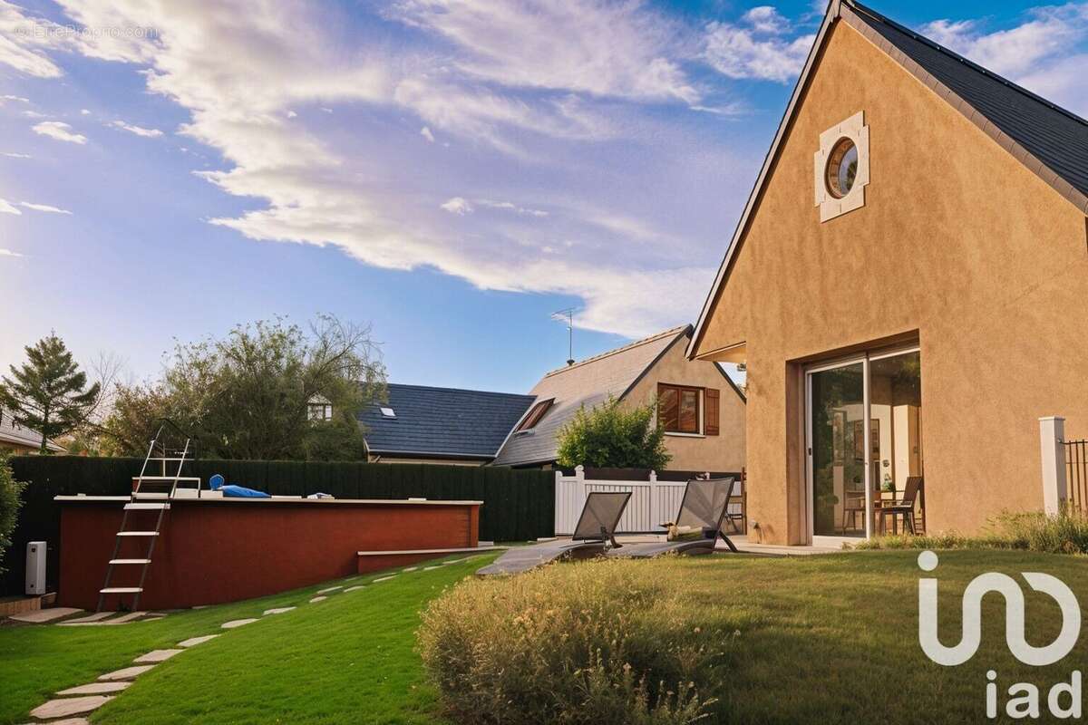 Photo 2 - Maison à SAINT-SULPICE-DE-POMMERAY