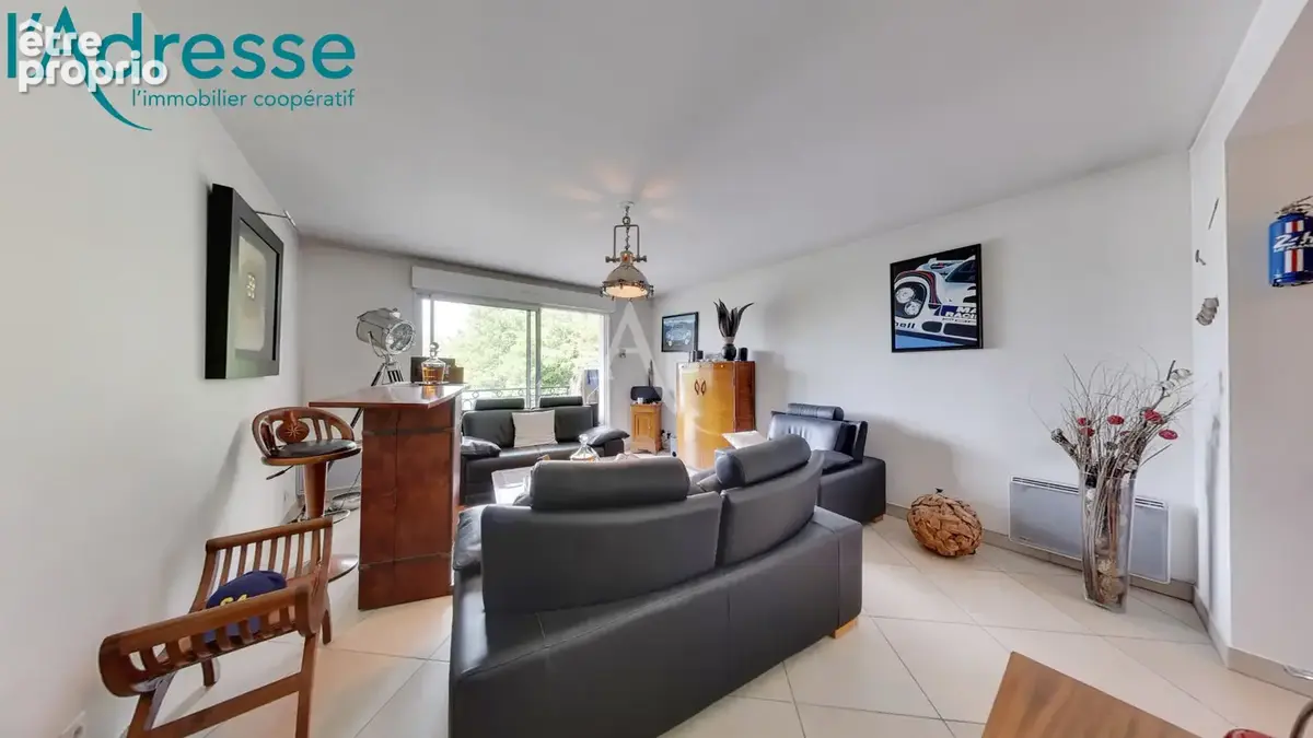 Rare 3 pieces avec double box et 2 parking 56 m² - photo 3
