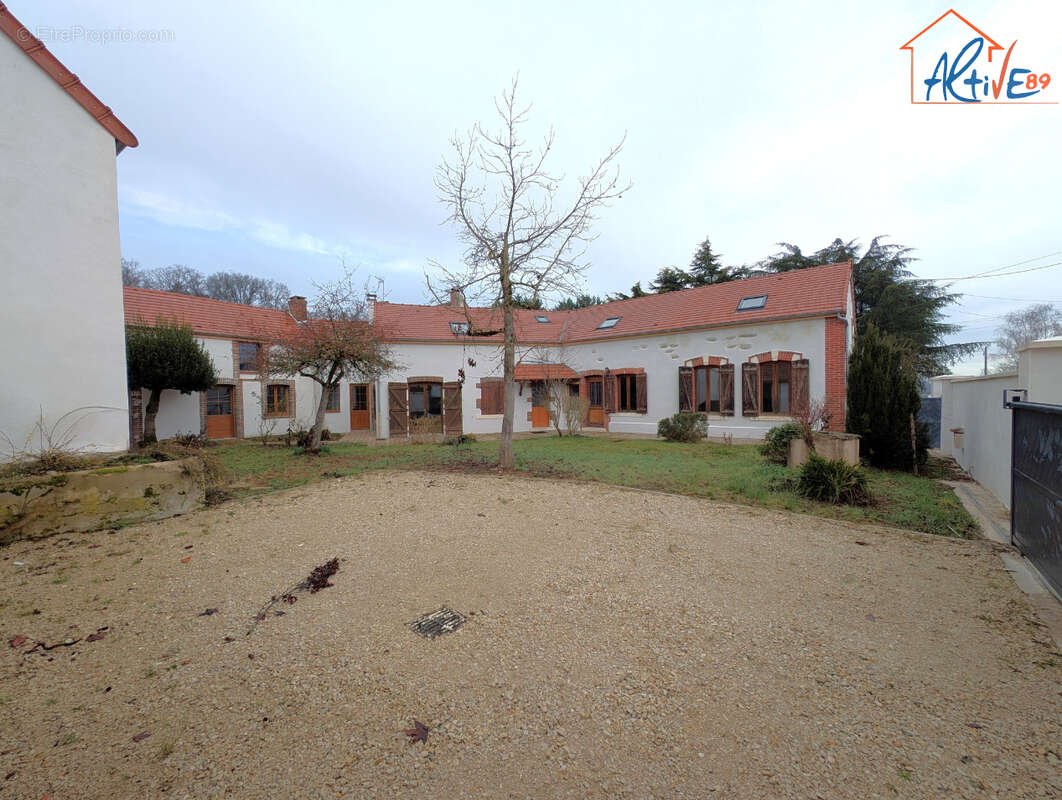 Maison à APPOIGNY