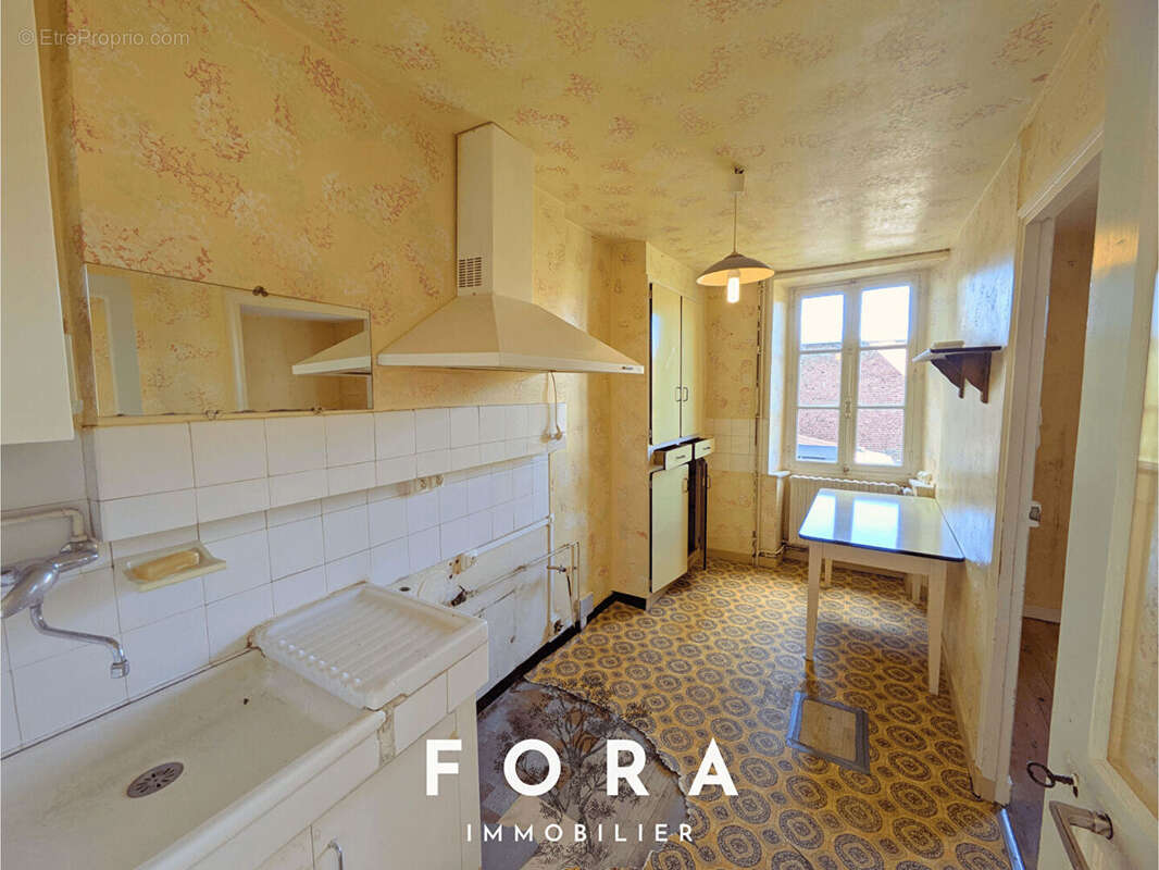 Maison à PONT-D&#039;OUILLY