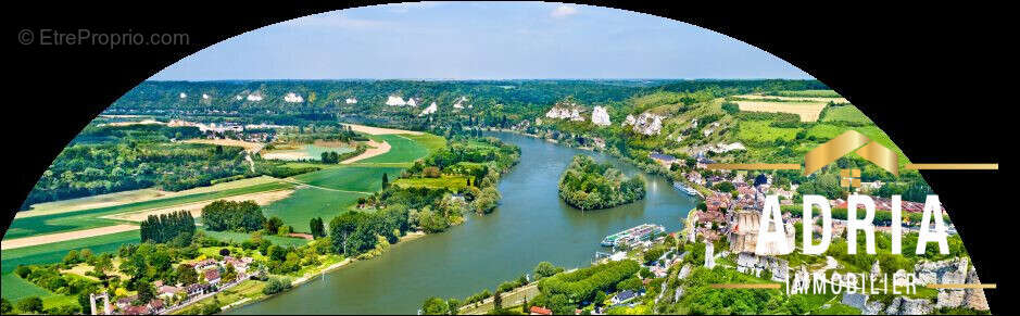 Appartement à VAL-DE-REUIL