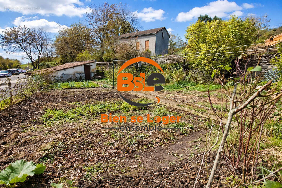 Maison à REZENTIERES