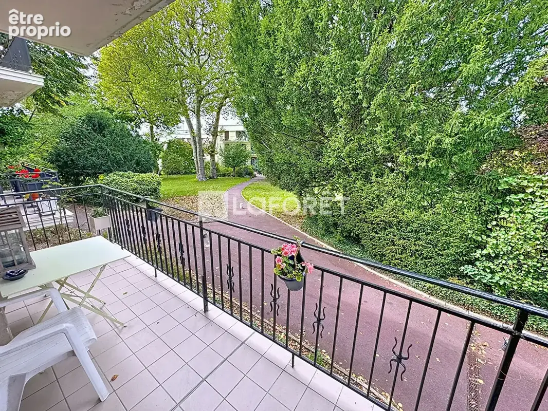 Duplex Saint Nom La Bretèche centre village 5 pièce(s) 152 m2 - photo 10