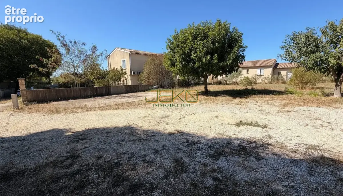 Terrain 845 m² à vendre à Uzes (30700) - photo 3