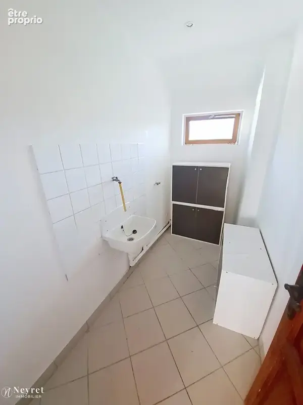 Opportunité à saisir,: T3 de 62m2 avec terrasse et rangement dans combles  dans une maison de village - photo 12