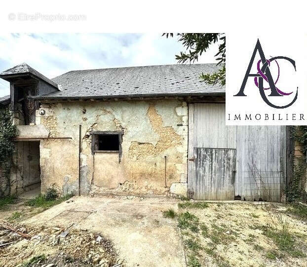 Maison à SAINT-GEORGES-SUR-MOULON