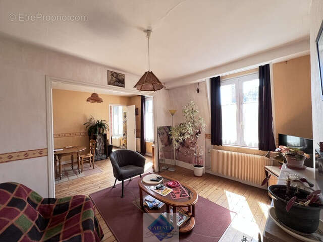 Appartement t4/5 hyper-centre avec dépendance aménageable - photo 2