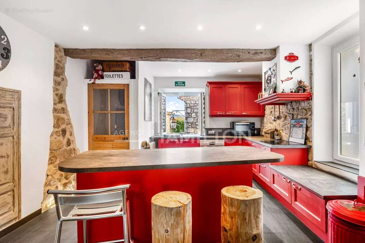 Appartement à GOURDON