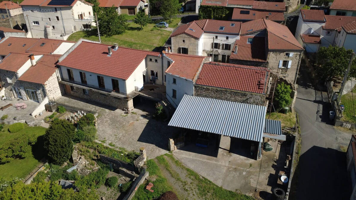 Maison à ORBEIL