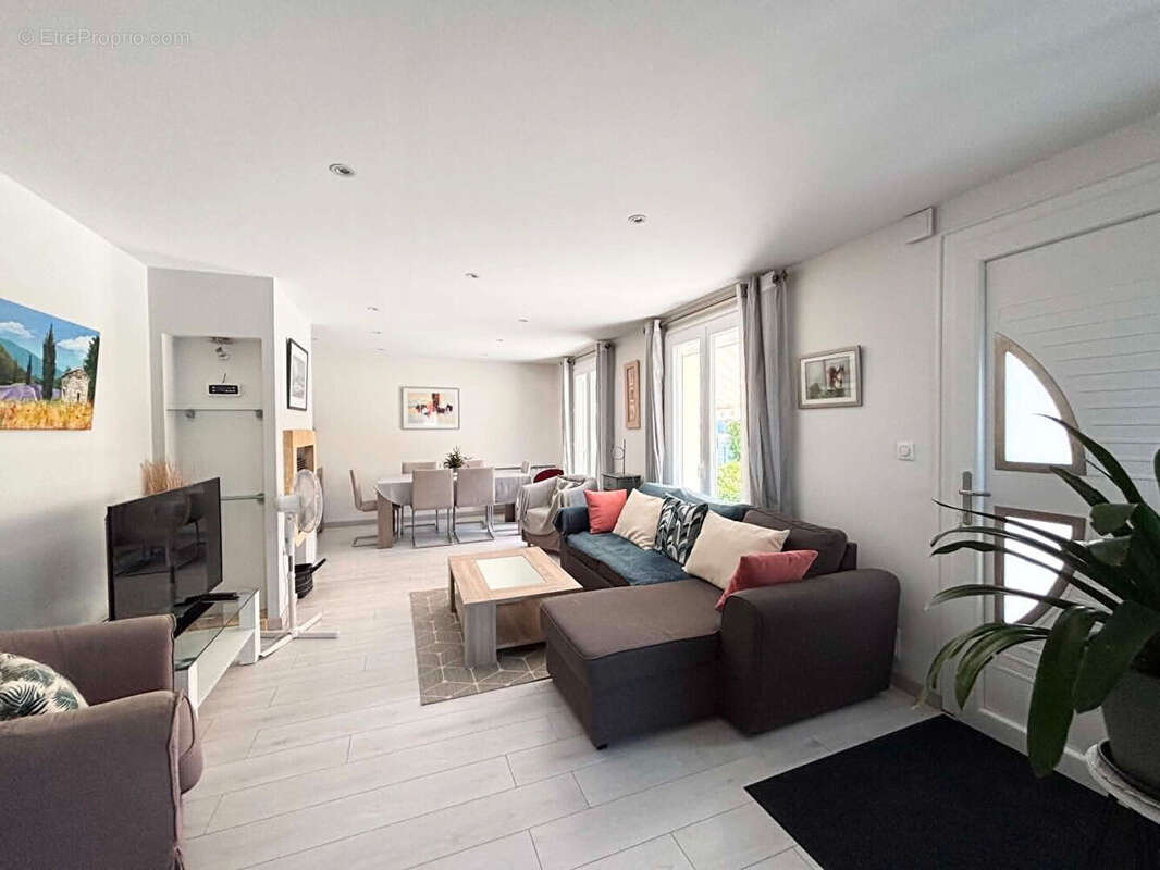 Maison plain-pied, 3 chambres 107.35 m² - photo 10