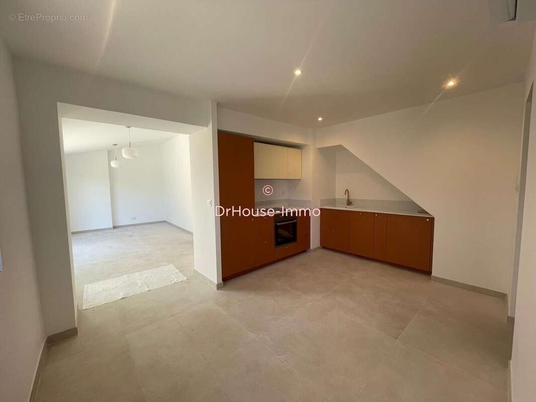 Maison à MARSEILLE-8E