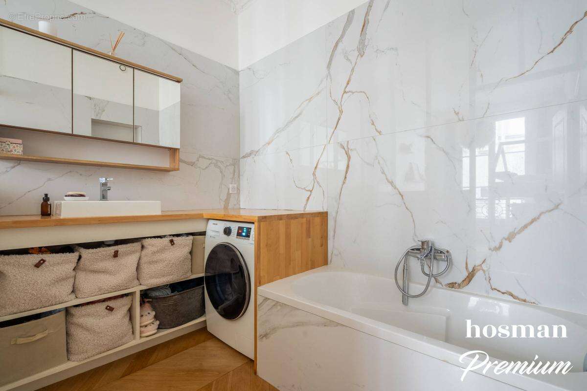 Appartement à PARIS-10E