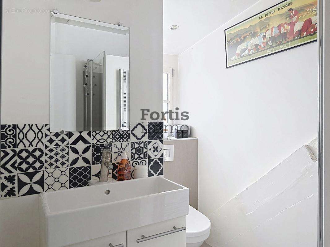 Paris 1 - louvre / palais royal - studio en dernier etage - photo 8