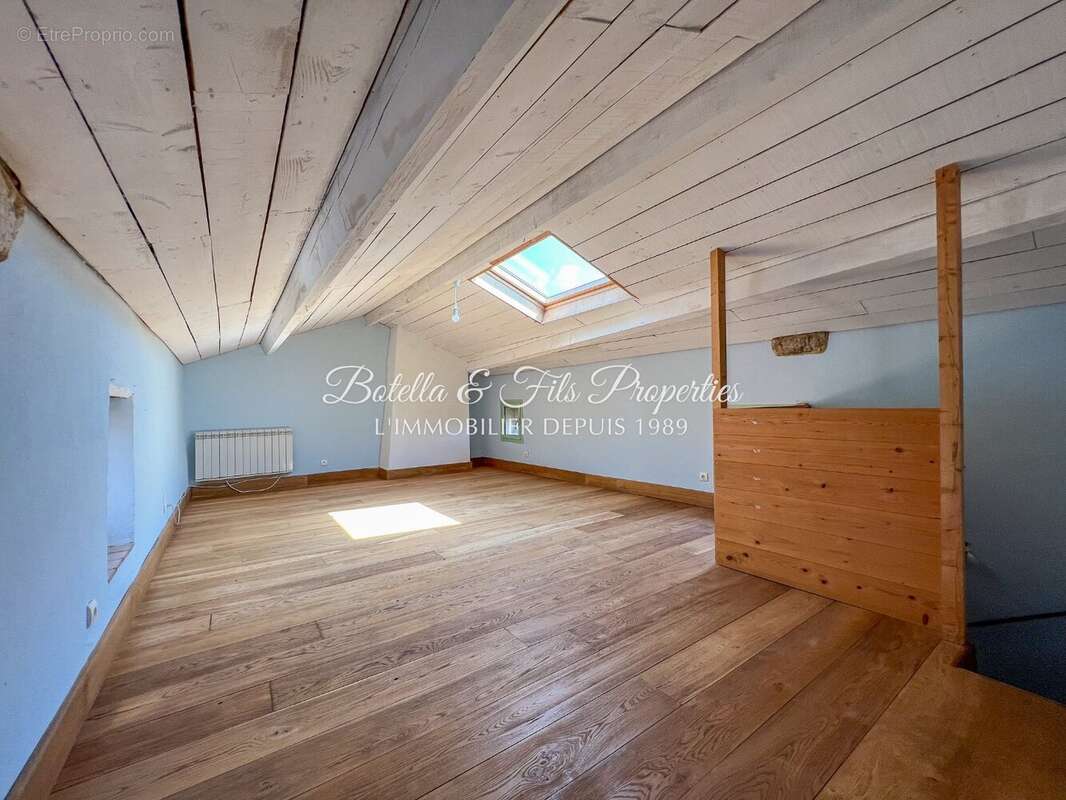 Maison à GOUDARGUES