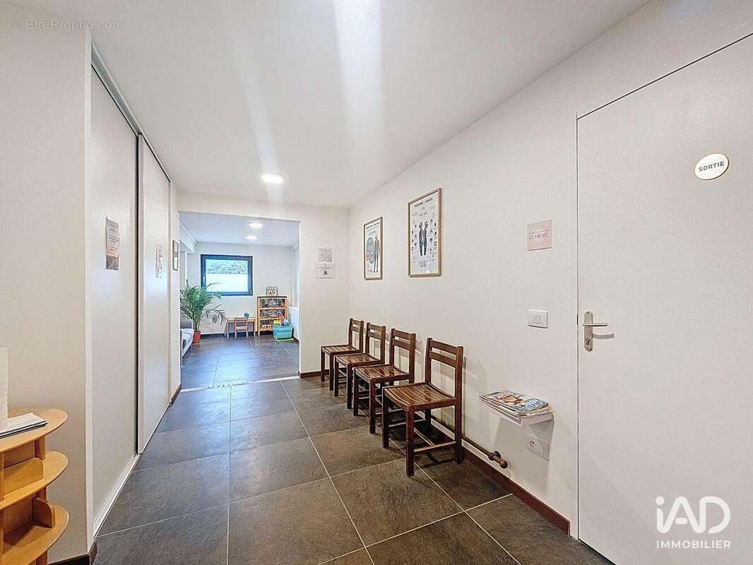 Photo 7 - Commerce à AMANCY