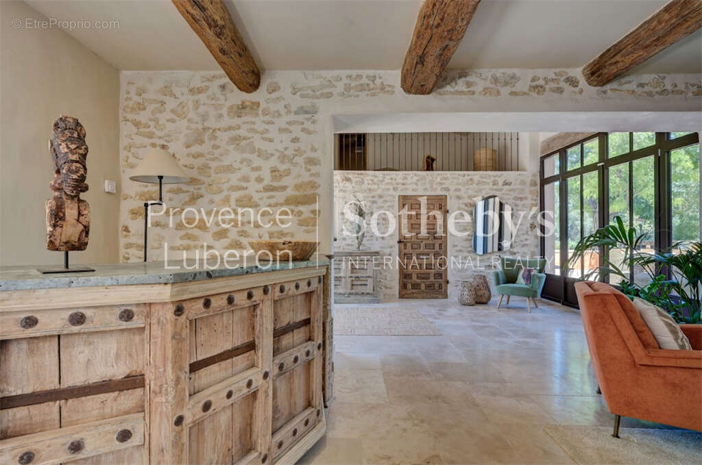 Maison à ROUSSILLON