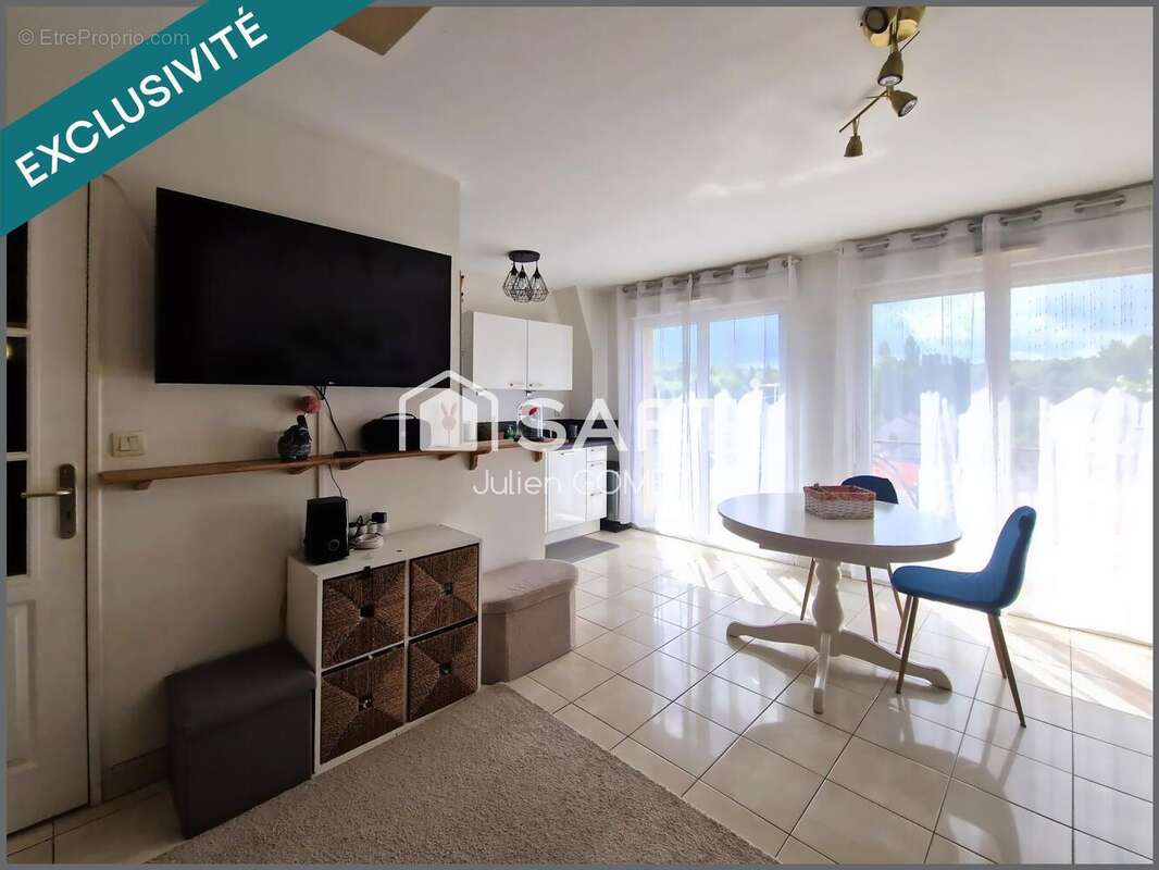 Photo 1 - Appartement à VAUJOURS