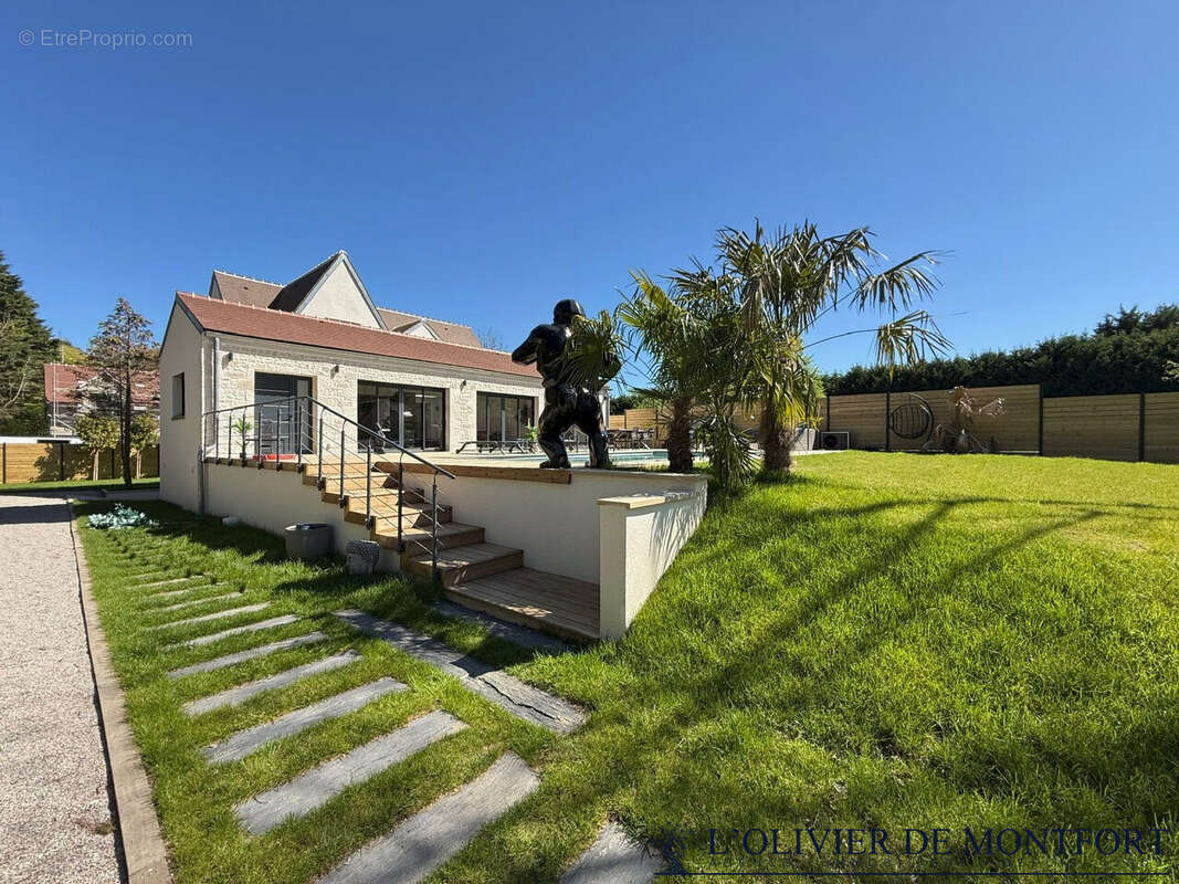 Maison à MONTFORT-L'AMAURY