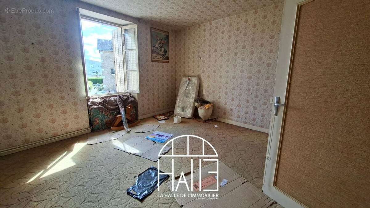 Maison 99 m² à Saint-Junien  - photo 8