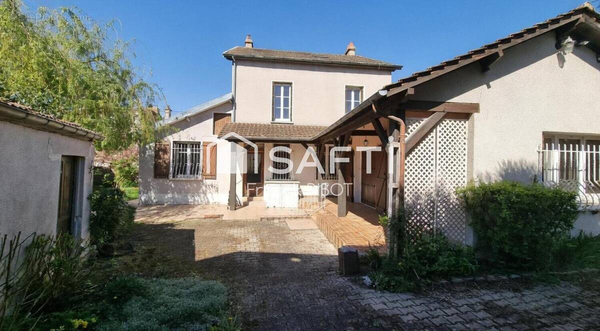 Photo 1 - Maison à AVALLON