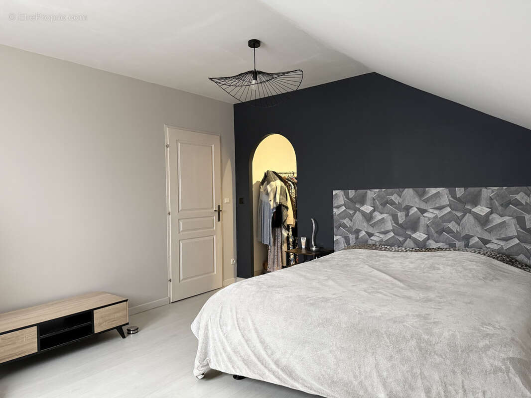 Maison à VILLE-SUR-ILLON