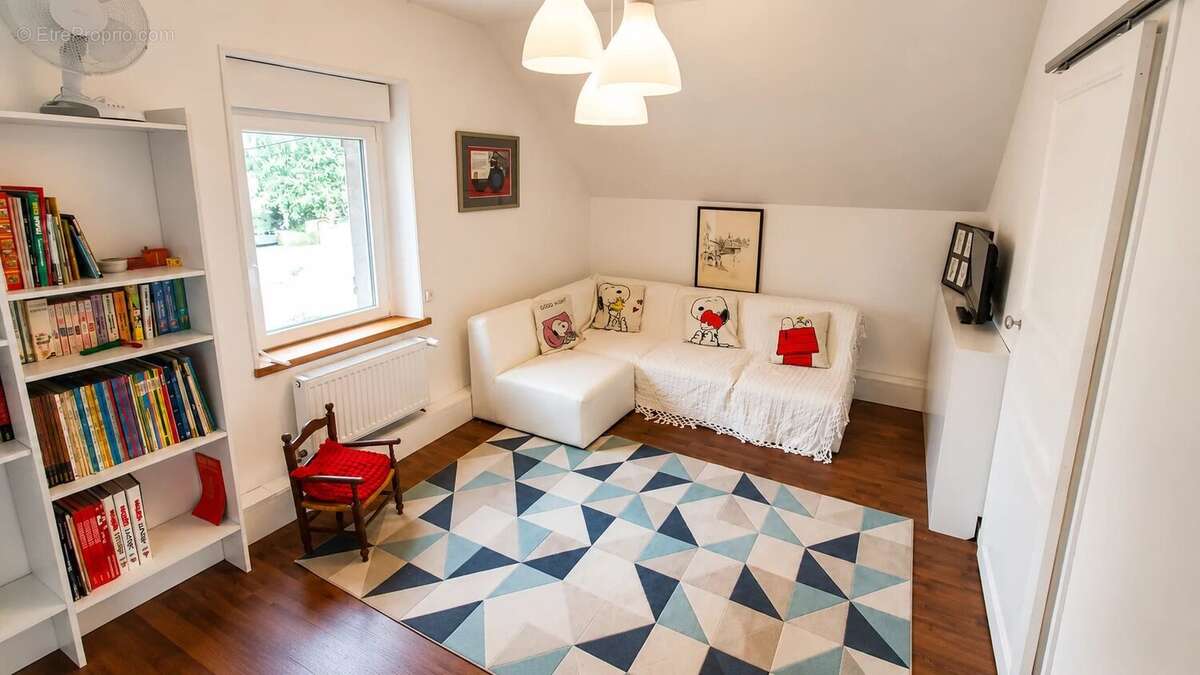 Maison de Maître avec parc arboré Le Montet - photo 4