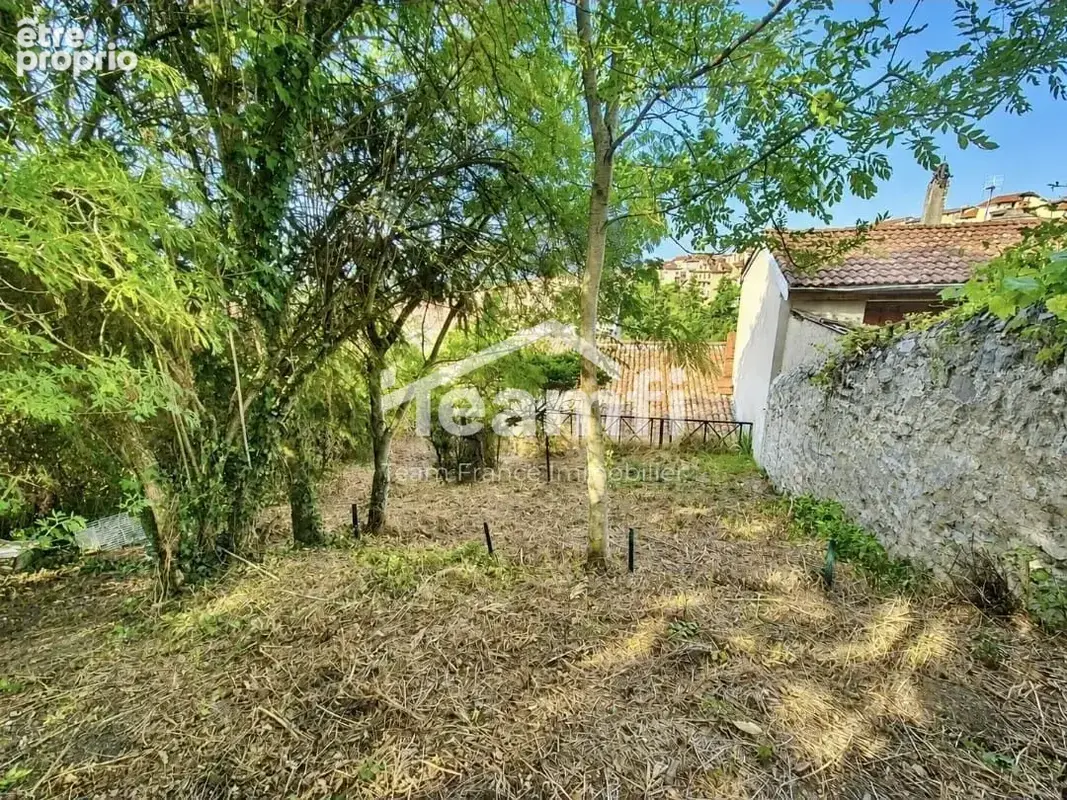 Maison 76 m² à Thiers  - photo 6