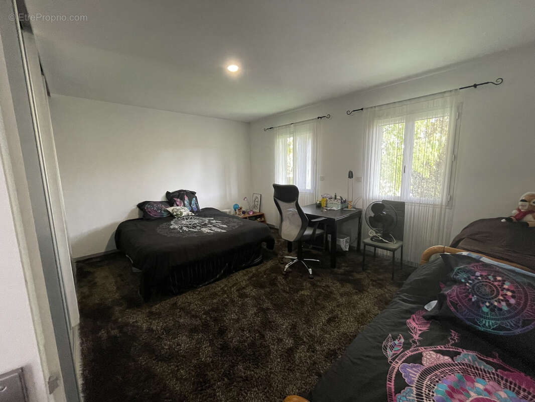 Maison à LA CALMETTE