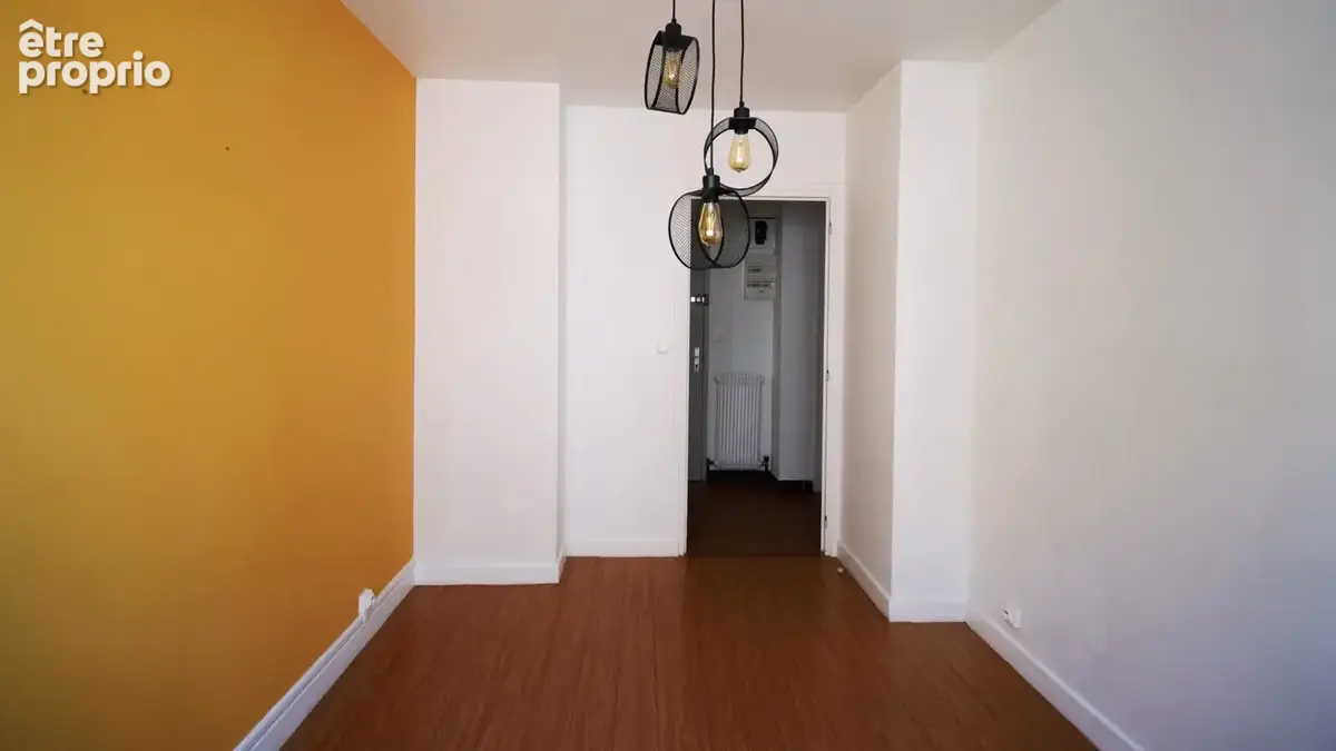 A VENDRE - Plan d'eau - Appartement 4 pièces avec garage et cave. - photo 6
