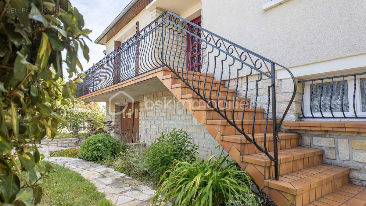 Maison à IMPHY