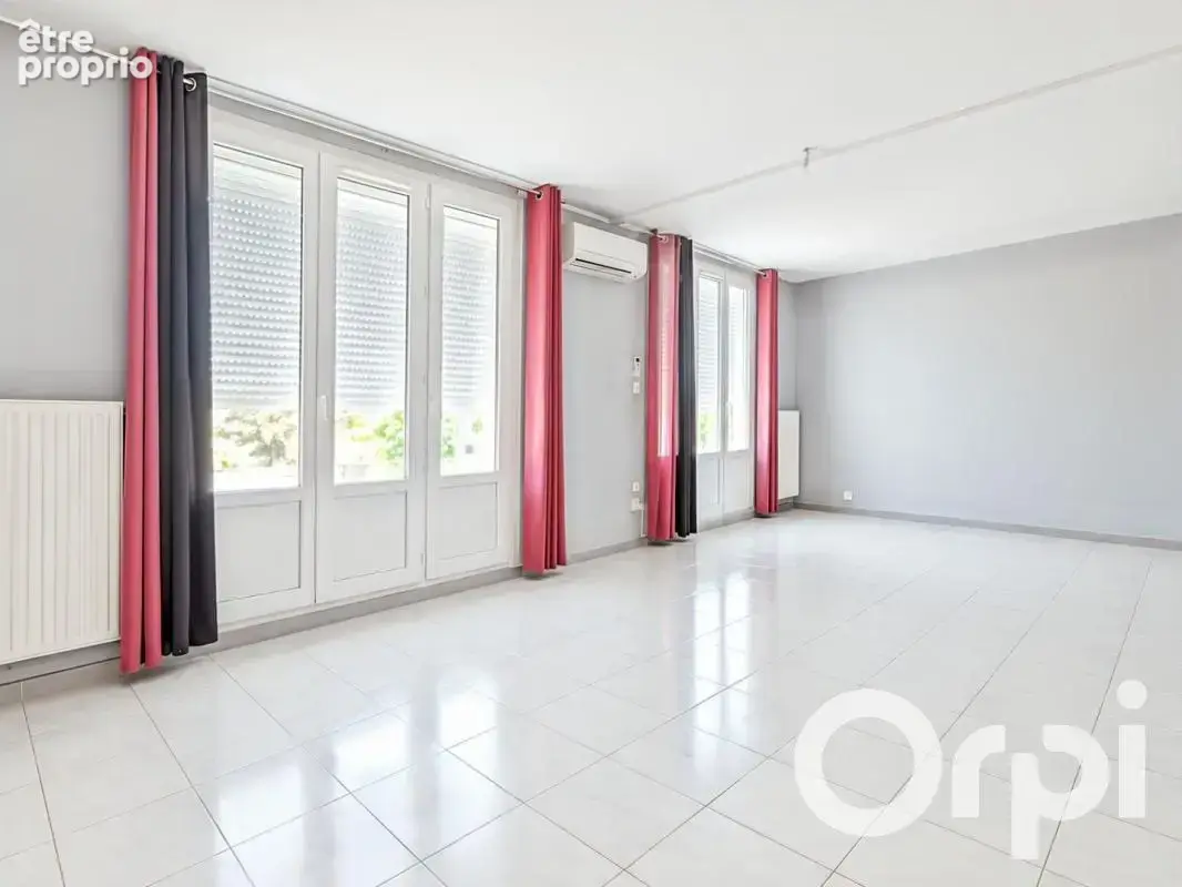 Appartement À Vendre - photo 5