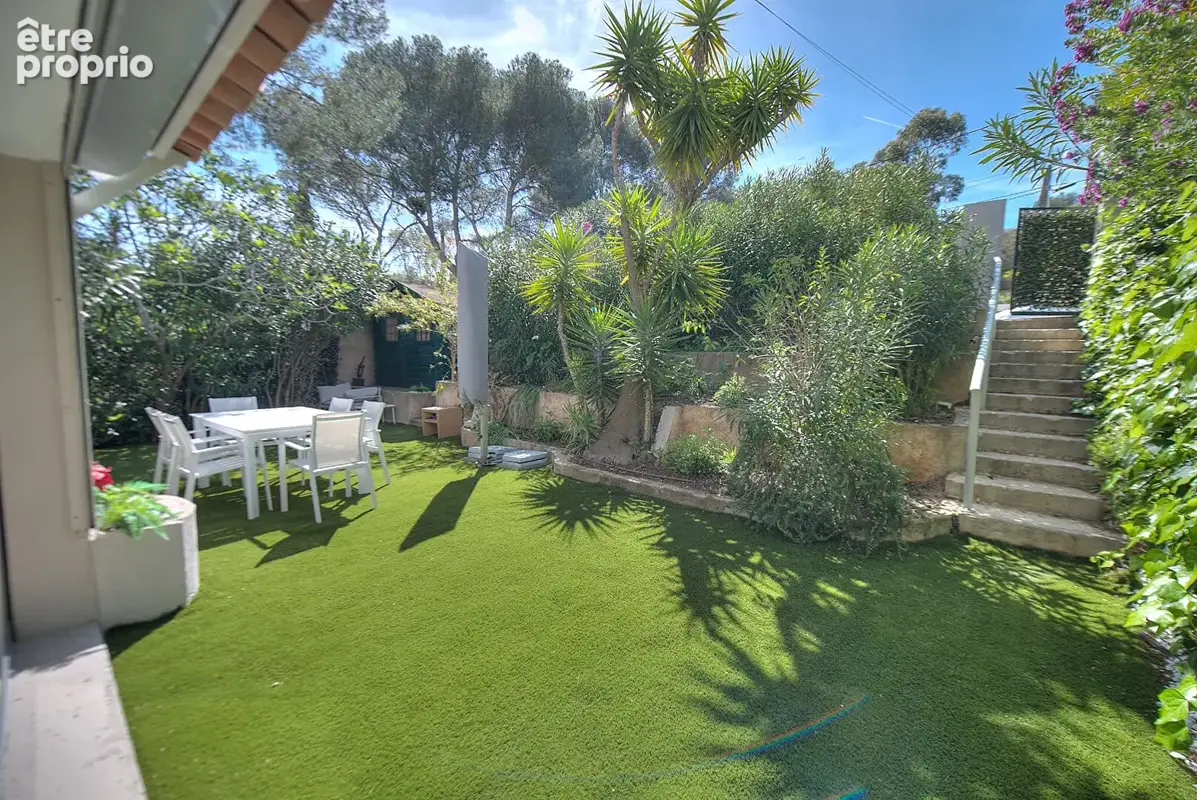 Maison à SAINT-RAPHAEL