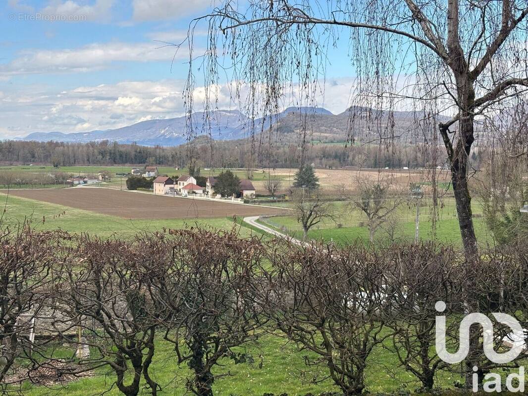 Photo 1 - Appartement à SAINT-GENIX-SUR-GUIERS