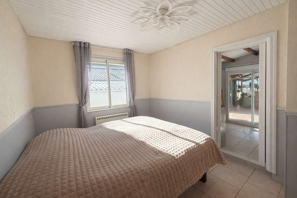 Maison à LA MOTTE-DU-CAIRE