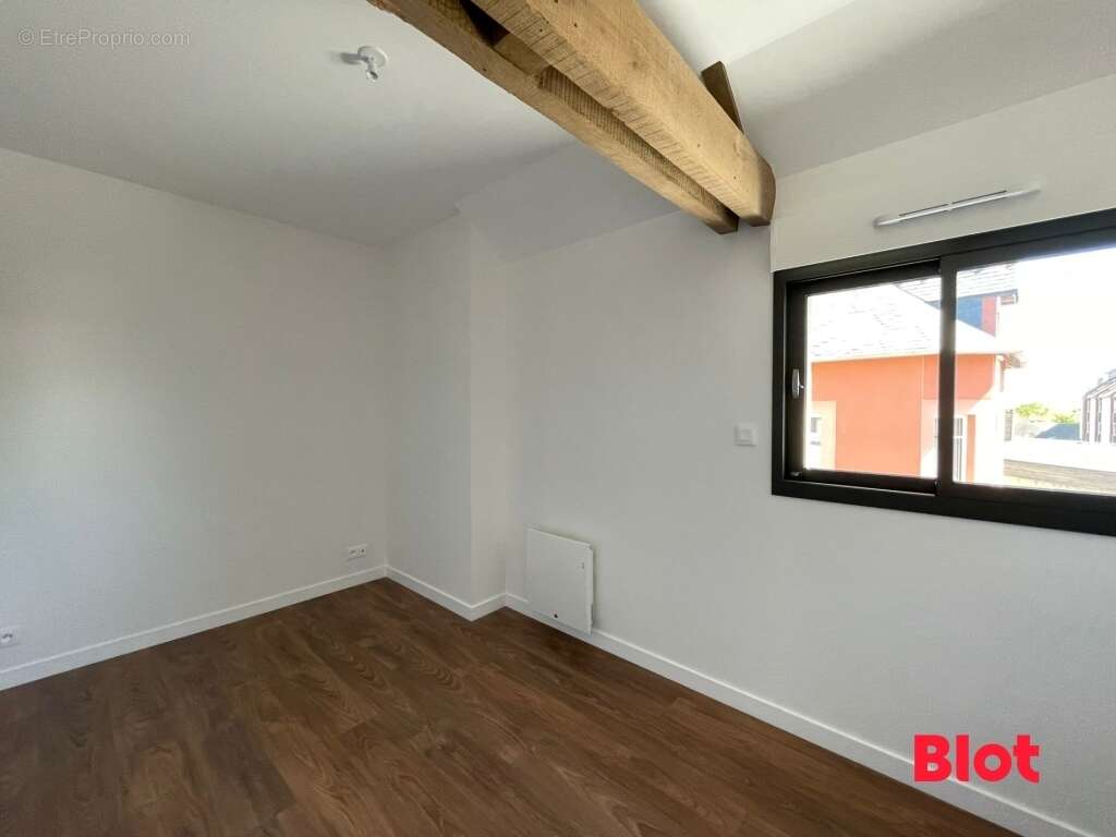 Appartement à BAIN-DE-BRETAGNE