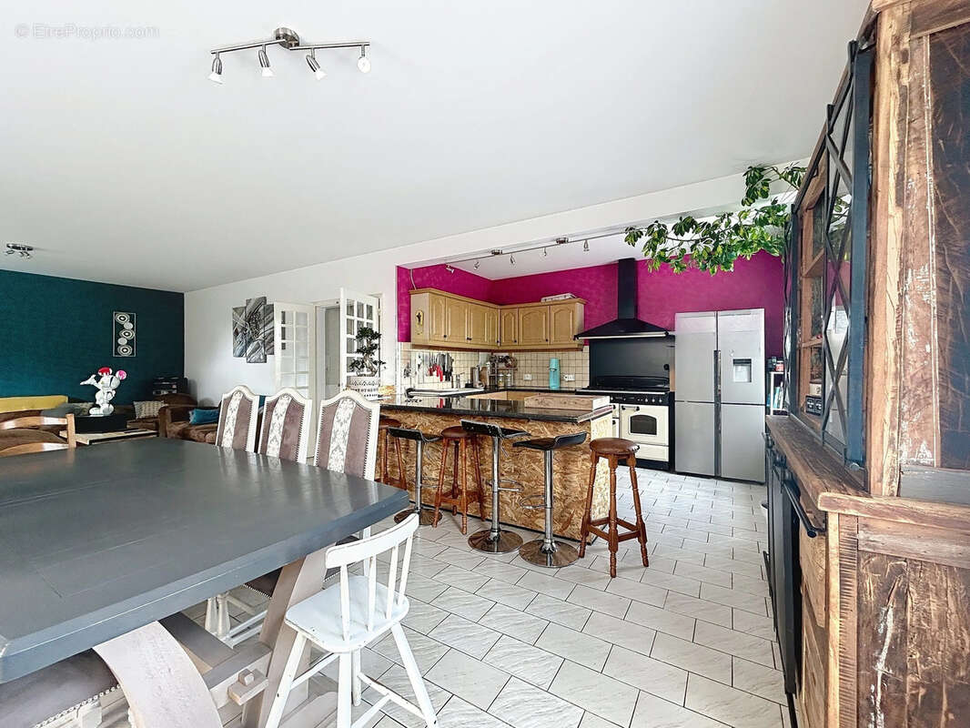 Maison à NEUFMESNIL