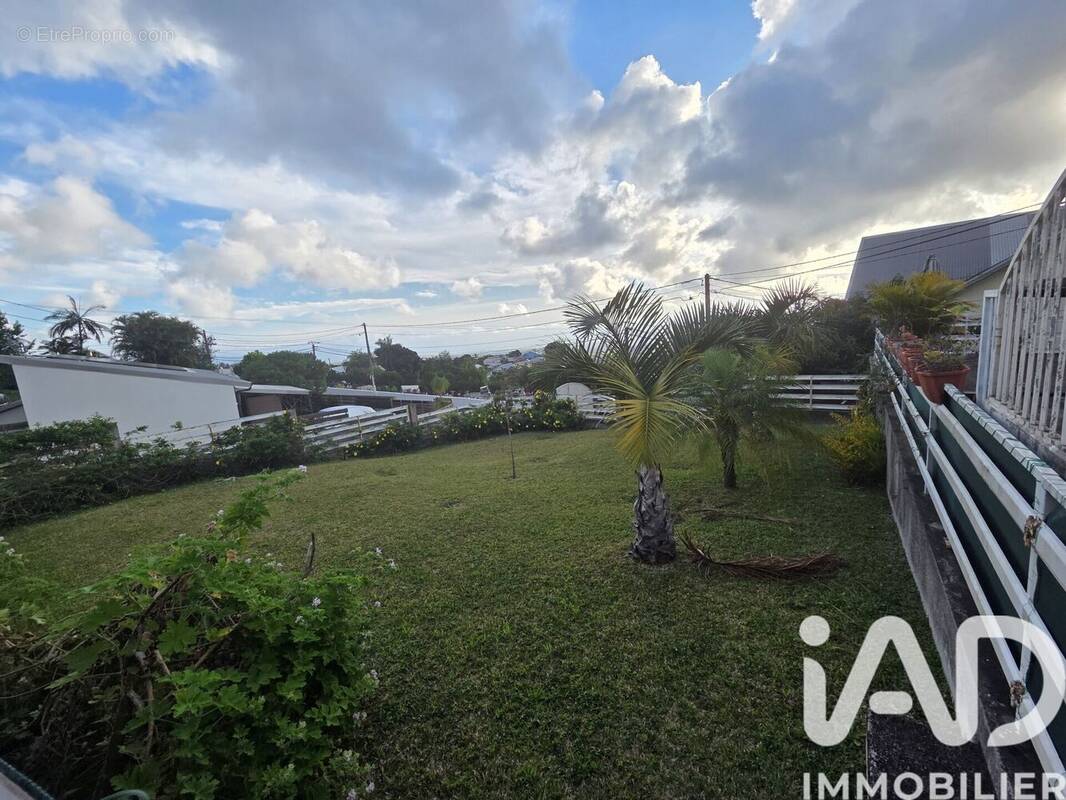 Photo 1 - Terrain à LE TAMPON