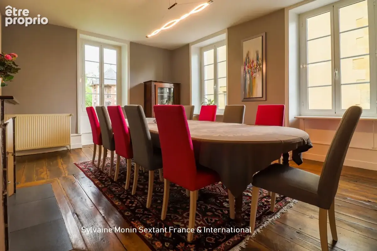 Superbe propriété rénovée sur 2,6 hectares, dépendances et espace piscine avec pigeonnier - photo 10