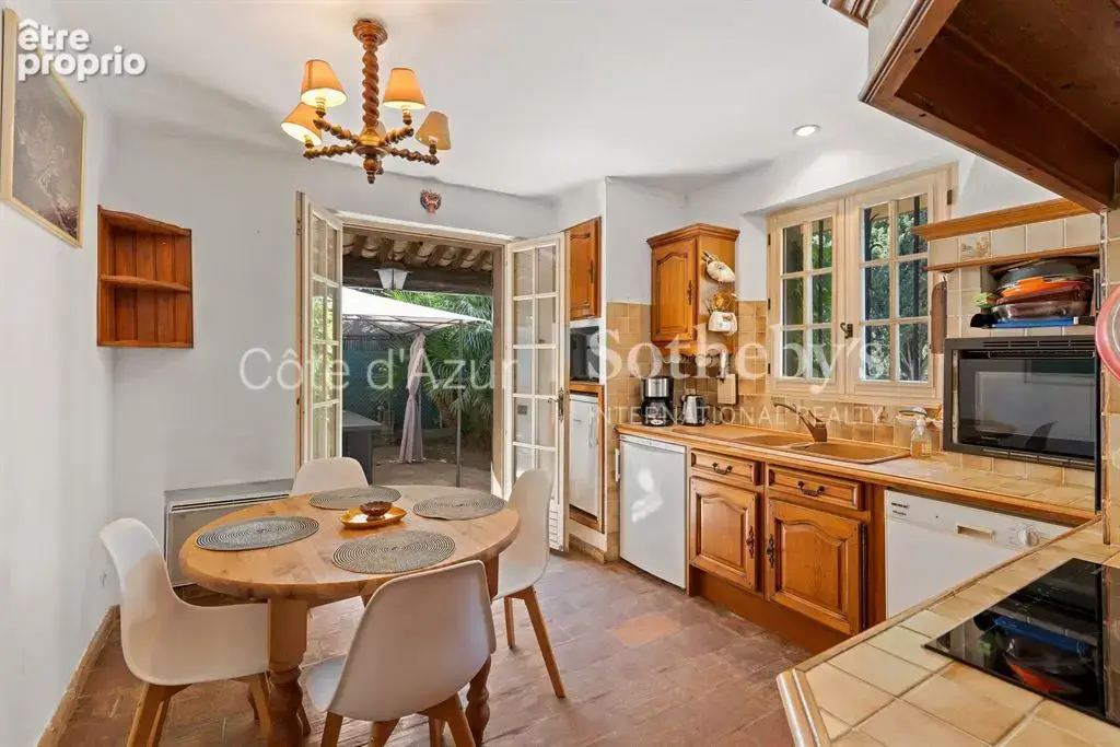 Saint Tropez, maison à rénover avec jardin à quelques minutes à pied du village - photo 14