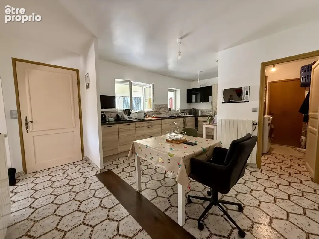 Maison 5 pièces 115 m² à vendre à Saint-Hilaire-De-Brethmas (30560) - photo 5