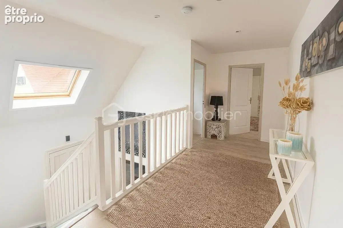 Maison familiale de 227m2 avec piscine chauffée! - photo 14