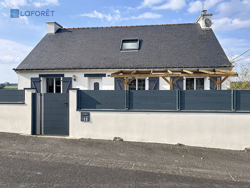 Maison à PLUMELIN