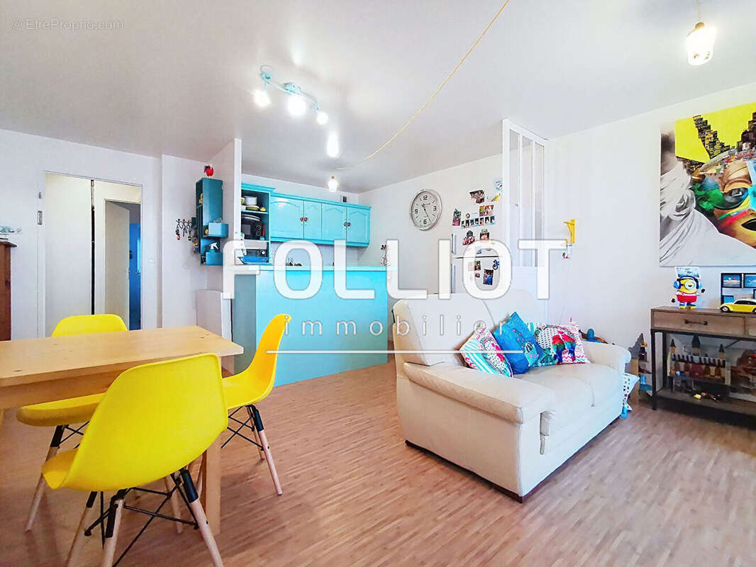 Appartement à JULLOUVILLE