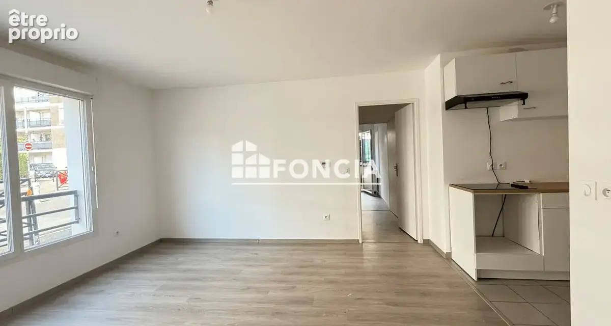 Appartement deux-pièces - Rocade de la Croix Saint-Georges - photo 2