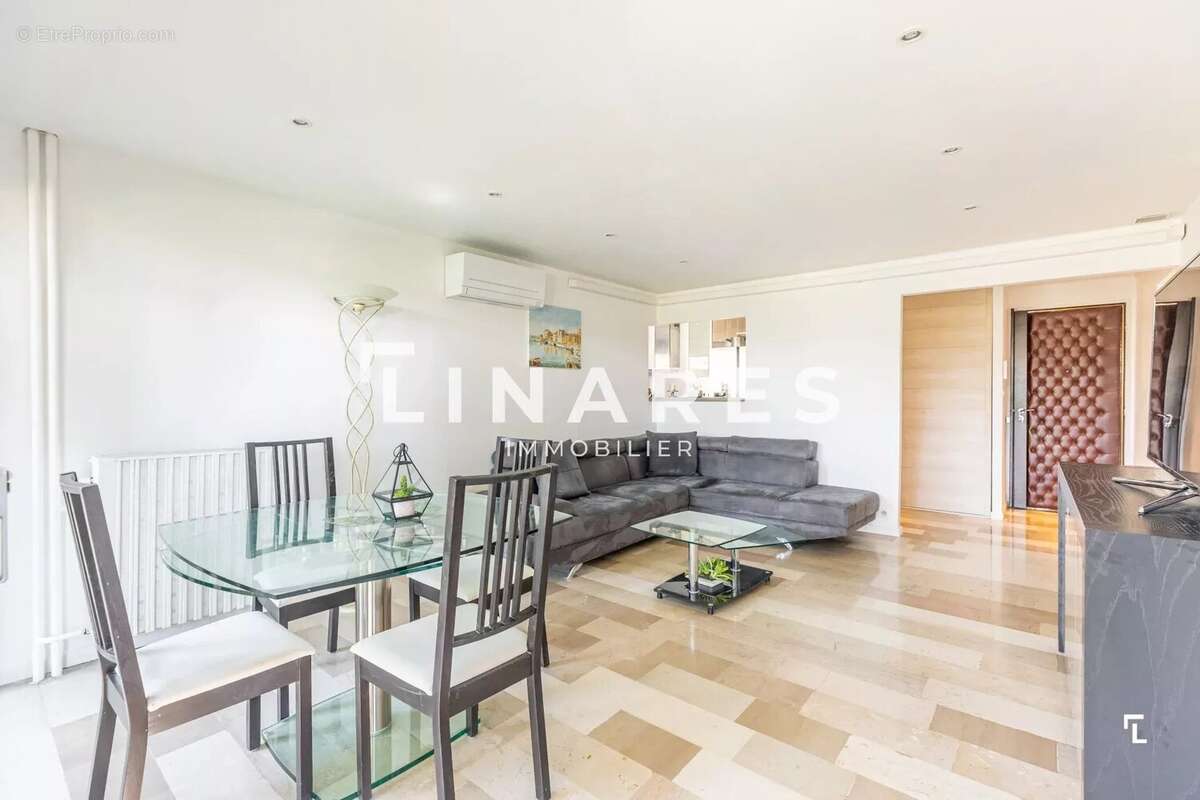 Appartement à AIX-EN-PROVENCE