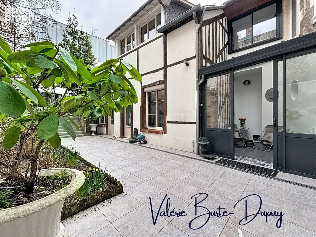 Orléans St Vincent à 15min de la place du Martroi à pied Maison de ville à vendre 5 Chambres avec terrasse arborée et stationnem - photo 31